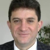 yücel uzer