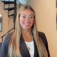 Gloria Aviles