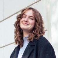 Mara Stäbert