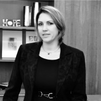 Daniella Lopes Cançado