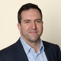 Alistair Macdonald, Cfa