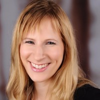 Sarah Wolf