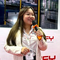 Yvonne Pang