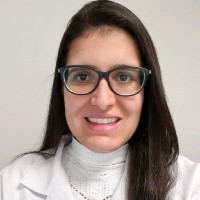 Cinthia Tosatti Martins Bastos
