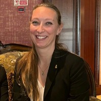 Désirée van den Broek