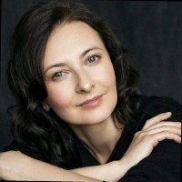 Elena S.