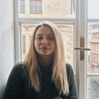 Elina Sokolov