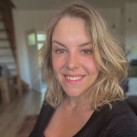Nicole Van Den Goor