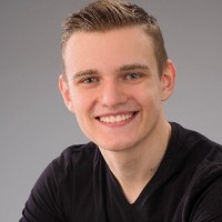 Simon Schütz