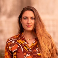Julie De Nero