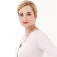 Eszter Nikoletta Szabo Dr.