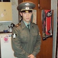 Фаррух Закиров