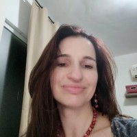 Raquel Alcides dos Santos