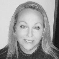 Kylie Dowling