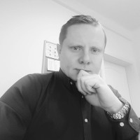 Arek Ostrowski