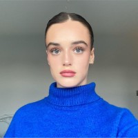 Ella Leslie