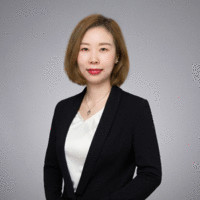 Angela Li