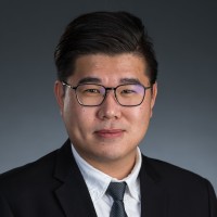Juo-Bin Yang