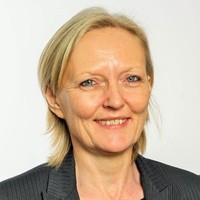 Val Nicholls