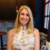Holly Guest