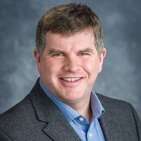 Tom Macneil