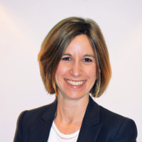 Christine Loth
