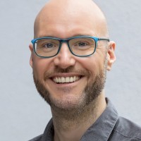 Dr. Martin Schneider