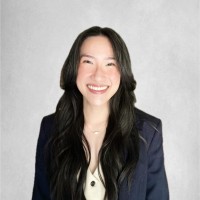 Carly Benedetti, Mba