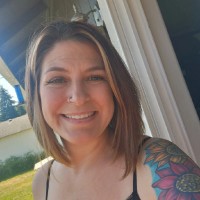 Rhiannon Delong