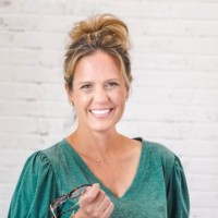 Angie Thompson