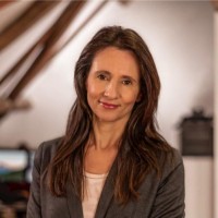 Mag.jur. Jacqueline Rieder-Oberortner