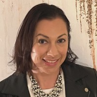 Gina Valencia