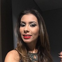 DÉBORA OLIVEIRA