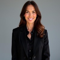 Anna J Peter