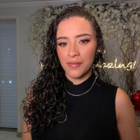 Júlia Cupertino