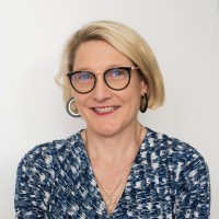 Catherine Gillespie - Global delivery through any media