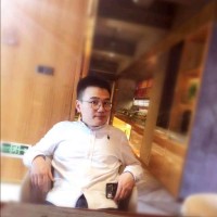 张亦成
