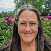 Lori McInnes