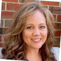 Julie Ray