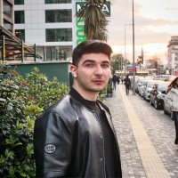 Emirhan Çam