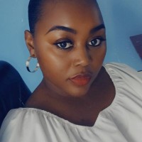 Yolanda Sethosa
