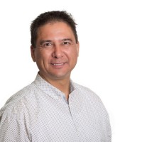 Dr Bruce Thomas