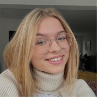 Myrthe Van Der Leek