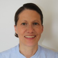 Dr. Nina Dischinger