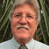 Warren Lowe