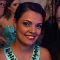 Carla Roberta Ferreira  Amorim dos Santos