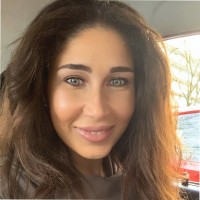 Yara Soares, Mba