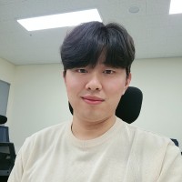 Seong Min Lee