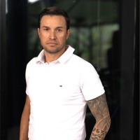 Vinicius Castel Broker