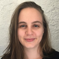 Zoe Caplan